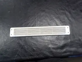 1425 Attwood Louvered Vent 17 9/16 Inch X 2 3/4 White Marine Boat