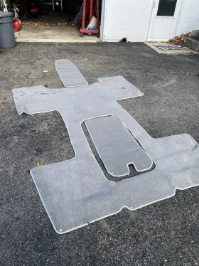 1775368 Bayliner 2007 205br Oem Carpet Runner Kit
