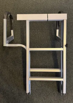 99-006141 Bearcat Pontoon Stern Ladder