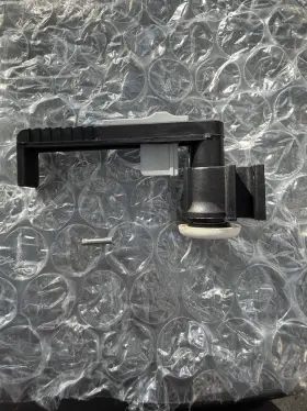 P2000-52 Bomar P2000-53 1 Set - Hatch Right And Left Locking Quick Dog Nibo
