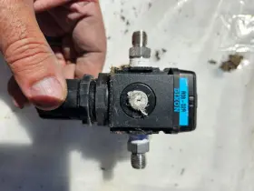 R08-02r Dixon Mini Regulator With Gauge