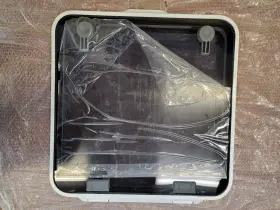 39660052 Lewmar Ocean 60 Gray Flange White Hatch