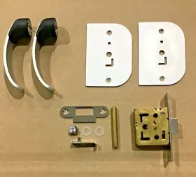 1693109 Maxum Cabin Door Latch Right Sided Handles - No Mounting Hardware Used