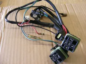 75-90-120-140-150-175-200 Mercury 84-819514a18 Trim Tilt Harness Wiring Engine C