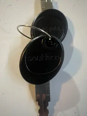 70005625 Ranger Boats 2026939 Boat Latch Replacement Keys Oem Angled Black Southco Pair