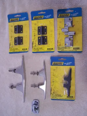 33891 Seachoice 30801 35111 Boat Dock Oar Deck Rope Cleats And Cabin Door Butt Hinges Lot #2