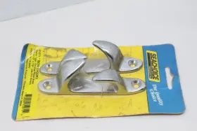31271 Seachoice 2pc Sea Choice Chrome Plated Brass 4-1/2 Inch Bow Chocks