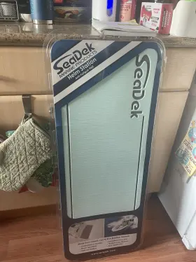 37925-80420 Seadek Small Helm Pad - Seafoam Green/storm Grey Upc 817342024584