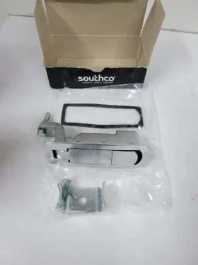 C2-00-149-0244 Southco C2-149-0244 New In Box Zinc Alloy Locking Push Button Latch - Silver
