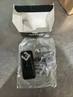 2540-01-569-2631 Southco C2-33-105 Lift And Turn Flush Compression Latch 62-40-151-2