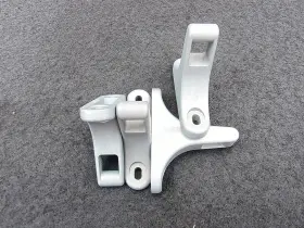 Southco R4-99-1054-01 Latch Striker 4 Pcs