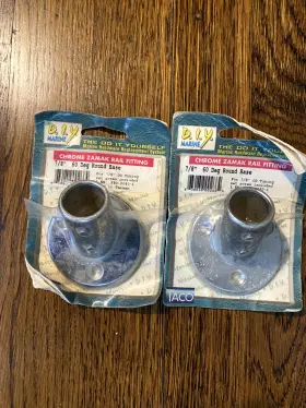 F80-0040-1 Taco Vintage Chrome Zamak Rail Fittings - 7/8 Inch 60 Degree Round Base