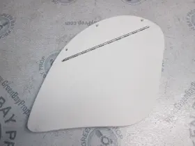 Gb571159634 Tahoe 2006 Q4 Boat Passenger Side Storage Compartment Cover