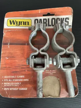 Wynn 204-1/2 Heavy Duty Wynns Paddelock Straight Shank 5/8 Inch Clamp On Oarlocks 2 Pack